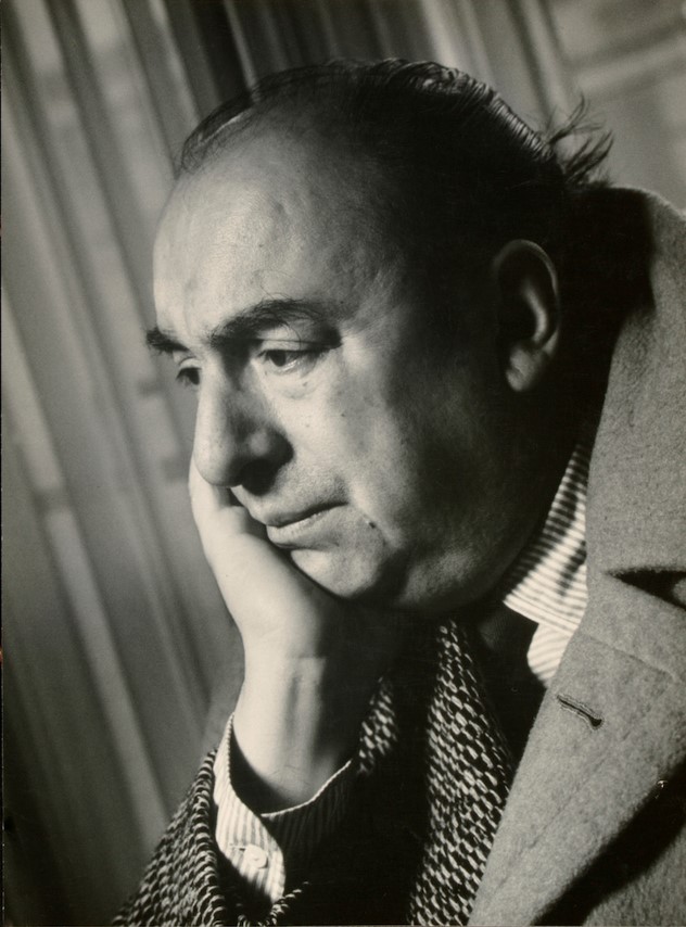 Porträt von Pablo Neruda von Annemarie Heinrich, 1967